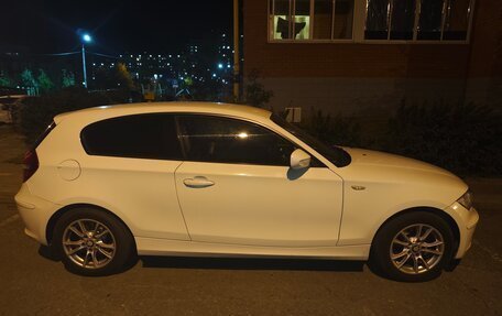 BMW 1 серия, 2010 год, 750 000 рублей, 3 фотография