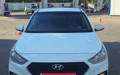 Hyundai Solaris II рестайлинг, 2019 год, 875 000 рублей, 1 фотография