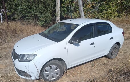 Renault Logan II, 2016 год, 550 000 рублей, 2 фотография
