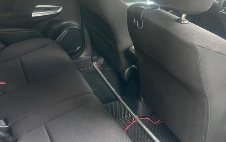 Honda Fit III, 2016 год, 1 250 000 рублей, 5 фотография