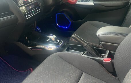 Honda Fit III, 2016 год, 1 250 000 рублей, 13 фотография