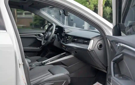 Audi A3, 2022 год, 2 300 000 рублей, 8 фотография