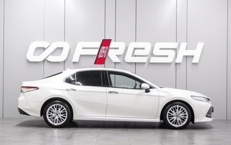 Toyota Camry, 2019 год, 3 049 000 рублей, 5 фотография