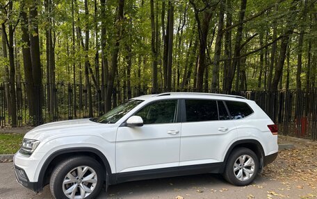 Volkswagen Teramont I, 2018 год, 3 250 000 рублей, 2 фотография
