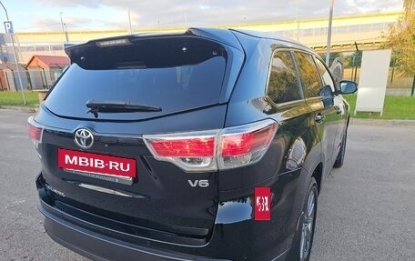 Toyota Highlander III, 2014 год, 3 100 000 рублей, 6 фотография