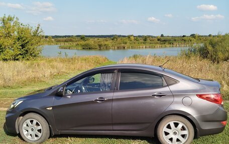 Hyundai Solaris II рестайлинг, 2014 год, 730 000 рублей, 4 фотография