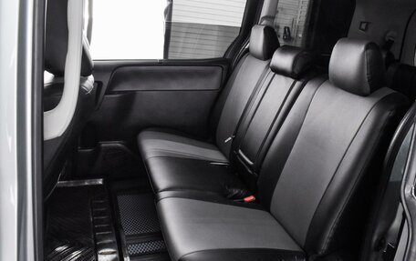 Toyota Noah III, 2015 год, 1 799 000 рублей, 7 фотография