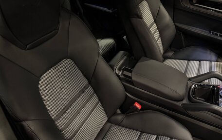 Porsche Cayenne III, 2025 год, 23 490 000 рублей, 20 фотография