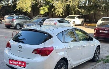 Opel Astra J, 2012 год, 680 000 рублей, 8 фотография