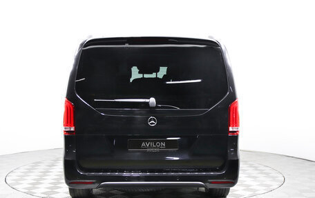 Mercedes-Benz V-Класс, 2018 год, 6 990 000 рублей, 5 фотография