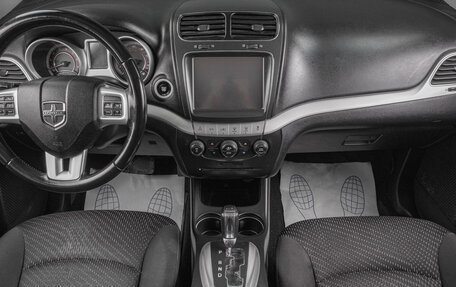 Dodge Journey I, 2017 год, 1 669 000 рублей, 7 фотография