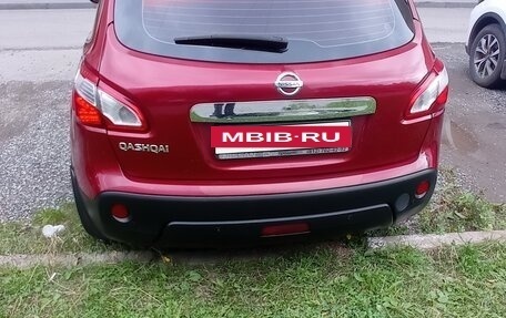 Nissan Qashqai, 2011 год, 650 000 рублей, 2 фотография