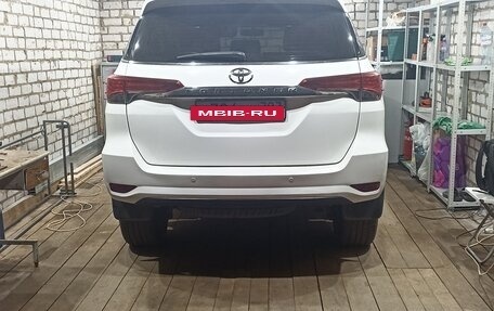 Toyota Fortuner II, 2017 год, 2 700 000 рублей, 2 фотография