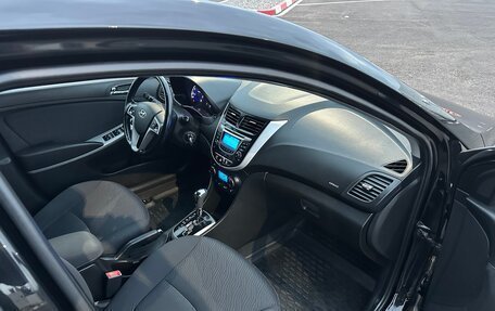 Hyundai Solaris II рестайлинг, 2013 год, 895 000 рублей, 6 фотография