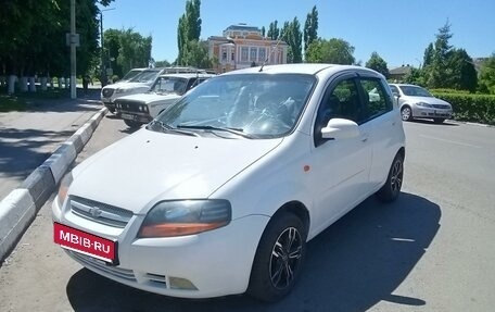 Chevrolet Aveo III, 2005 год, 272 000 рублей, 2 фотография