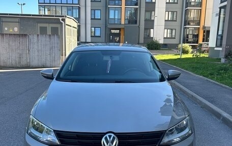 Volkswagen Jetta VI, 2017 год, 1 450 000 рублей, 2 фотография