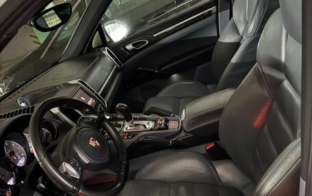 Porsche Cayenne III, 2010 год, 2 495 000 рублей, 13 фотография