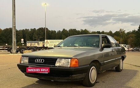 Audi 100, 1984 год, 190 000 рублей, 4 фотография