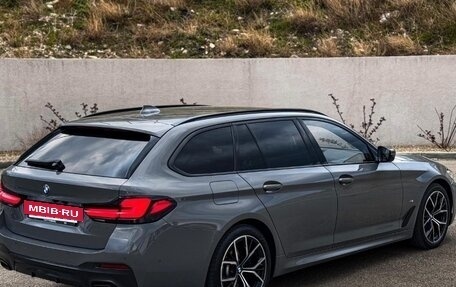 BMW 5 серия, 2020 год, 5 880 000 рублей, 2 фотография