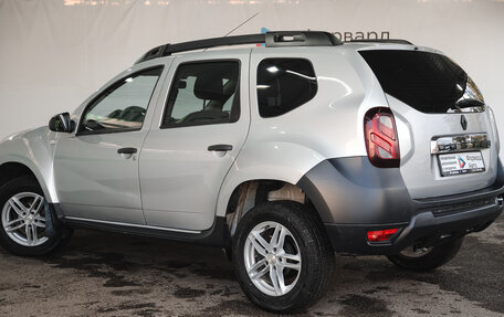 Renault Duster I рестайлинг, 2015 год, 800 000 рублей, 4 фотография