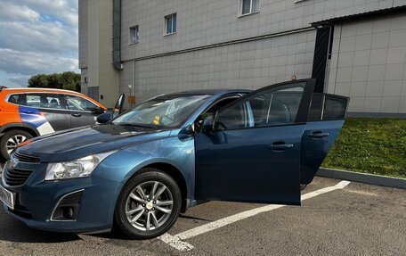 Chevrolet Cruze II, 2013 год, 870 000 рублей, 3 фотография