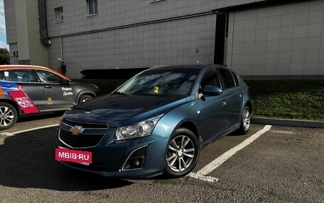 Chevrolet Cruze II, 2013 год, 870 000 рублей, 2 фотография