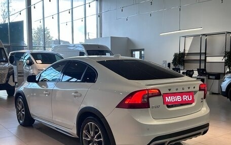 Volvo S60 Cross Country, 2016 год, 2 099 000 рублей, 4 фотография