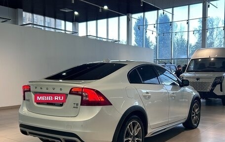 Volvo S60 Cross Country, 2016 год, 2 099 000 рублей, 6 фотография