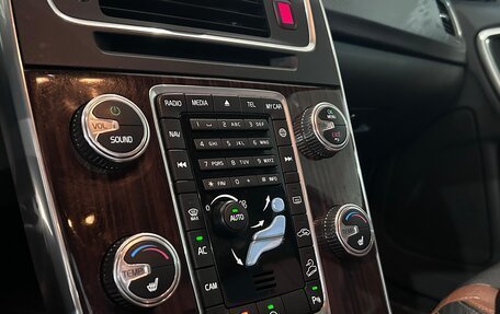 Volvo S60 Cross Country, 2016 год, 2 099 000 рублей, 13 фотография