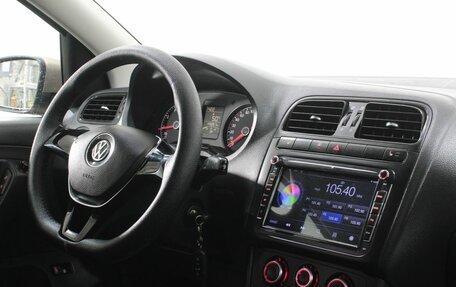 Volkswagen Polo VI (EU Market), 2016 год, 895 000 рублей, 11 фотография