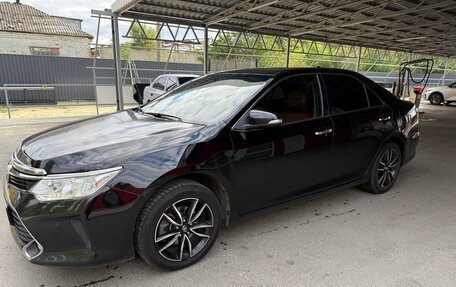 Toyota Camry, 2017 год, 2 300 000 рублей, 7 фотография