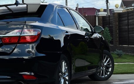 Toyota Camry, 2017 год, 2 430 000 рублей, 8 фотография