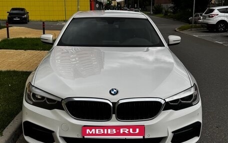 BMW 5 серия, 2018 год, 2 600 000 рублей, 2 фотография