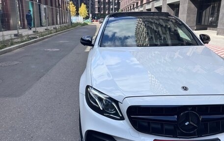 Mercedes-Benz E-Класс AMG, 2017 год, 4 300 000 рублей, 3 фотография
