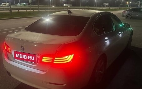 BMW 5 серия, 2014 год, 1 650 000 рублей, 3 фотография