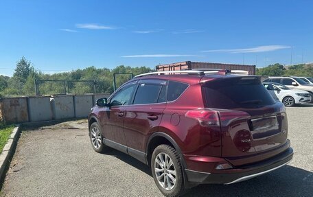 Toyota RAV4, 2016 год, 2 370 000 рублей, 3 фотография