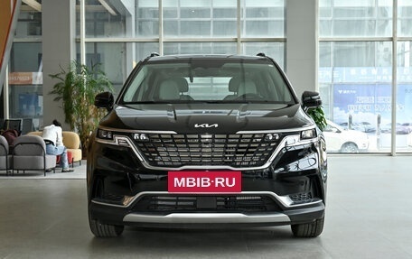 KIA Carnival, 2024 год, 5 806 593 рублей, 3 фотография