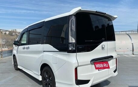 Honda Stepwgn IV, 2021 год, 2 016 000 рублей, 6 фотография