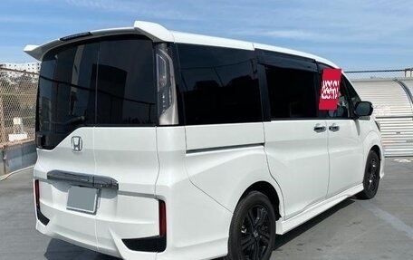Honda Stepwgn IV, 2021 год, 2 016 000 рублей, 4 фотография