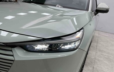 Honda Vezel, 2022 год, 1 654 000 рублей, 2 фотография