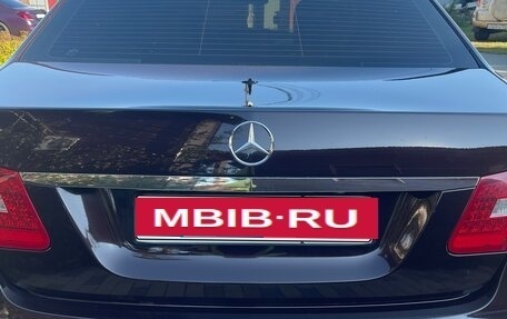 Mercedes-Benz E-Класс, 2010 год, 1 990 000 рублей, 4 фотография