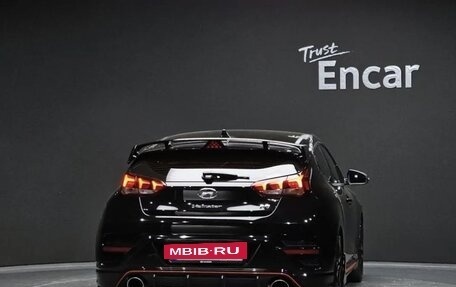 Hyundai Veloster II, 2022 год, 2 600 000 рублей, 4 фотография