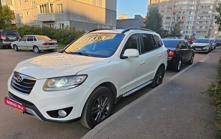 Hyundai Santa Fe III рестайлинг, 2012 год, 1 120 000 рублей, 3 фотография