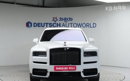 Rolls-Royce Cullinan, 2021 год, 26 700 000 рублей, 3 фотография