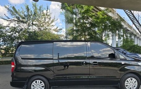 Hyundai Grand Starex Grand Starex I рестайлинг 2, 2021 год, 2 670 000 рублей, 4 фотография