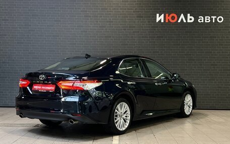 Toyota Camry, 2018 год, 2 730 000 рублей, 5 фотография