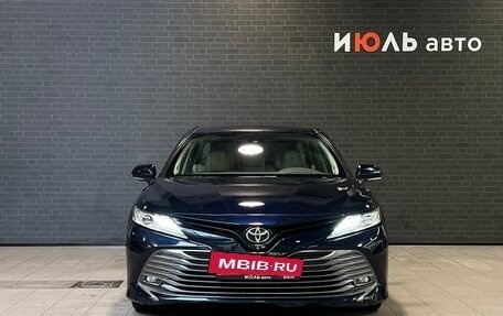Toyota Camry, 2018 год, 2 730 000 рублей, 2 фотография