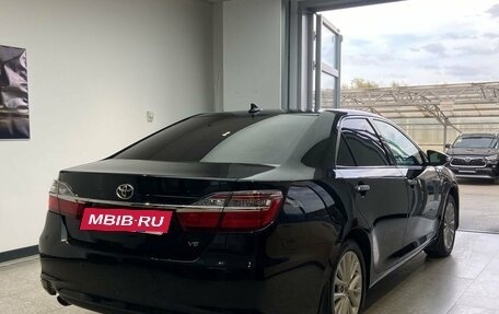 Toyota Camry, 2015 год, 2 250 000 рублей, 4 фотография