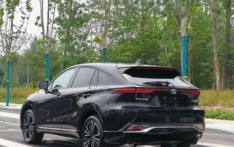 Toyota Venza, 2022 год, 2 738 000 рублей, 2 фотография