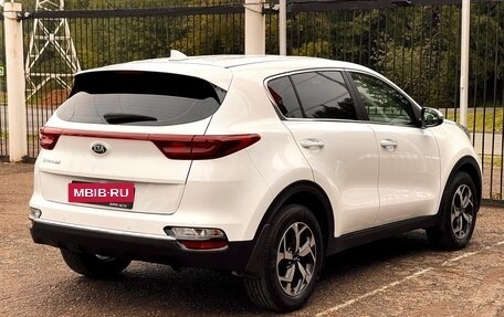 KIA Sportage IV рестайлинг, 2020 год, 2 399 000 рублей, 4 фотография